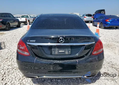 2015 Mercedes-Benz C 300 из США, поврежденный, VIN 55SWF4JB8FU085209